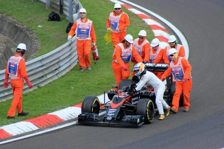alonso pushes mclaren honda