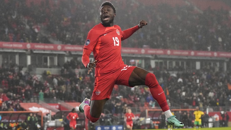  Alphonso Davies is working to recover after he injured his left hamstring in Bayern Munich's Champions League semifinal against Paris Saint-Germain in early May. 