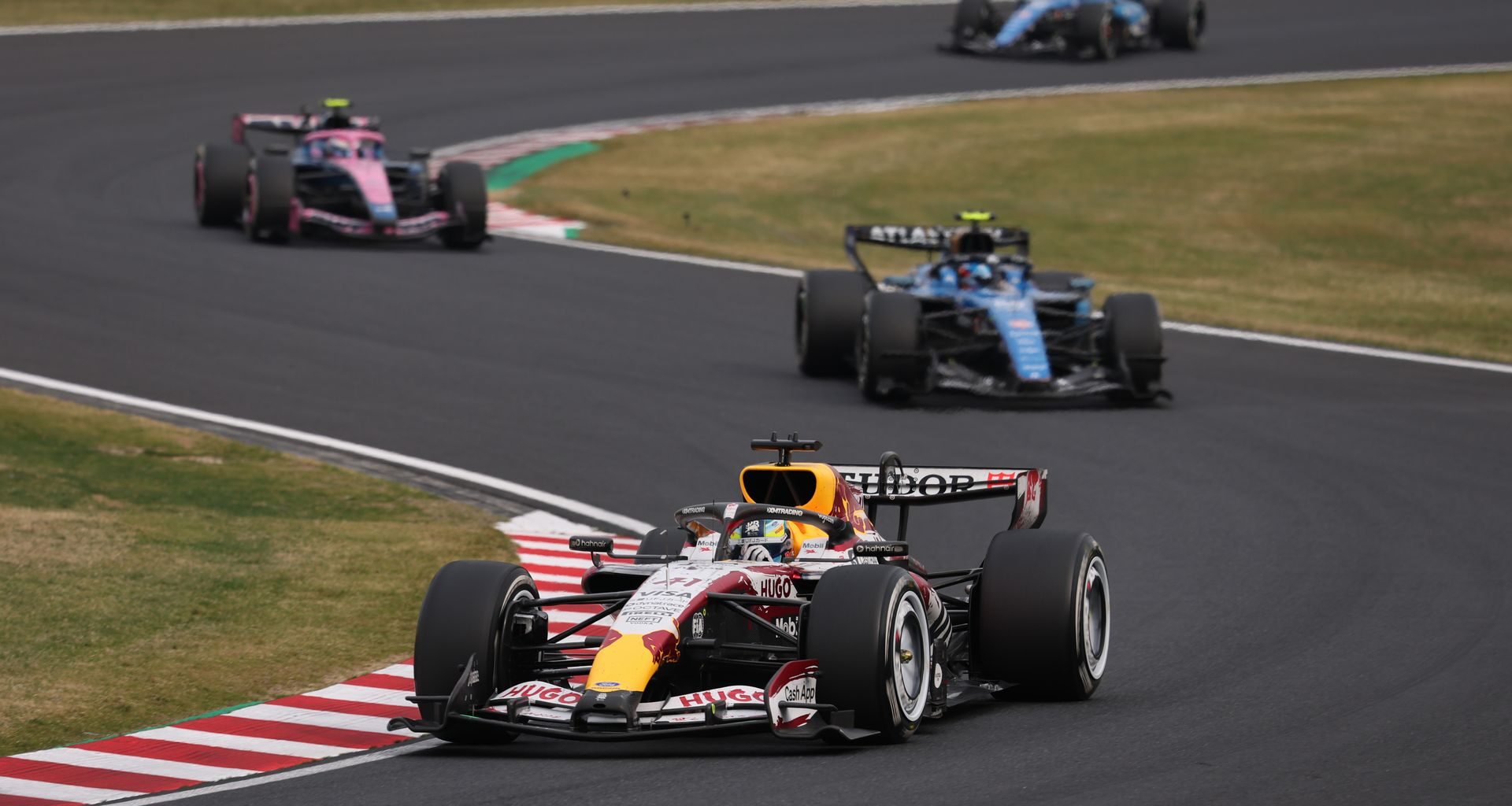 Formula E boss says F1's V8 push is 'good for us'