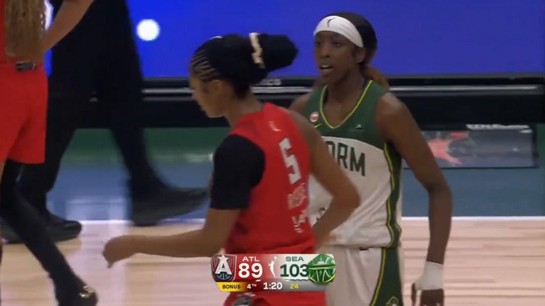 Angel Reese snub Flau'jae Johnson handshake beef drama wnba why