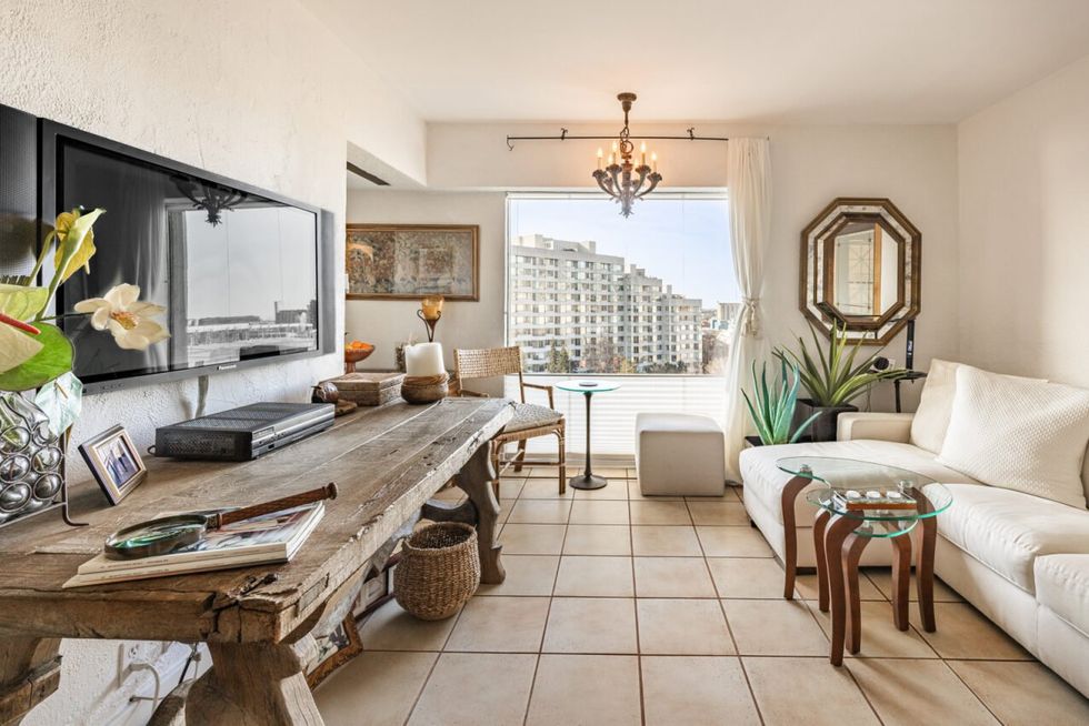 Apartment 1032, Habitat 67.