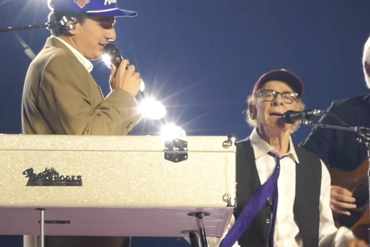 Watch Art Garfunkel Sing 'The Boxer' With Charlie Puth at MSG