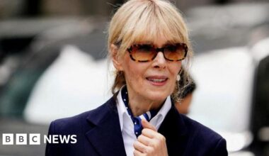 US Supreme Court rejects Trump's appeal of E Jean Carroll's sexual abuse case - BBC