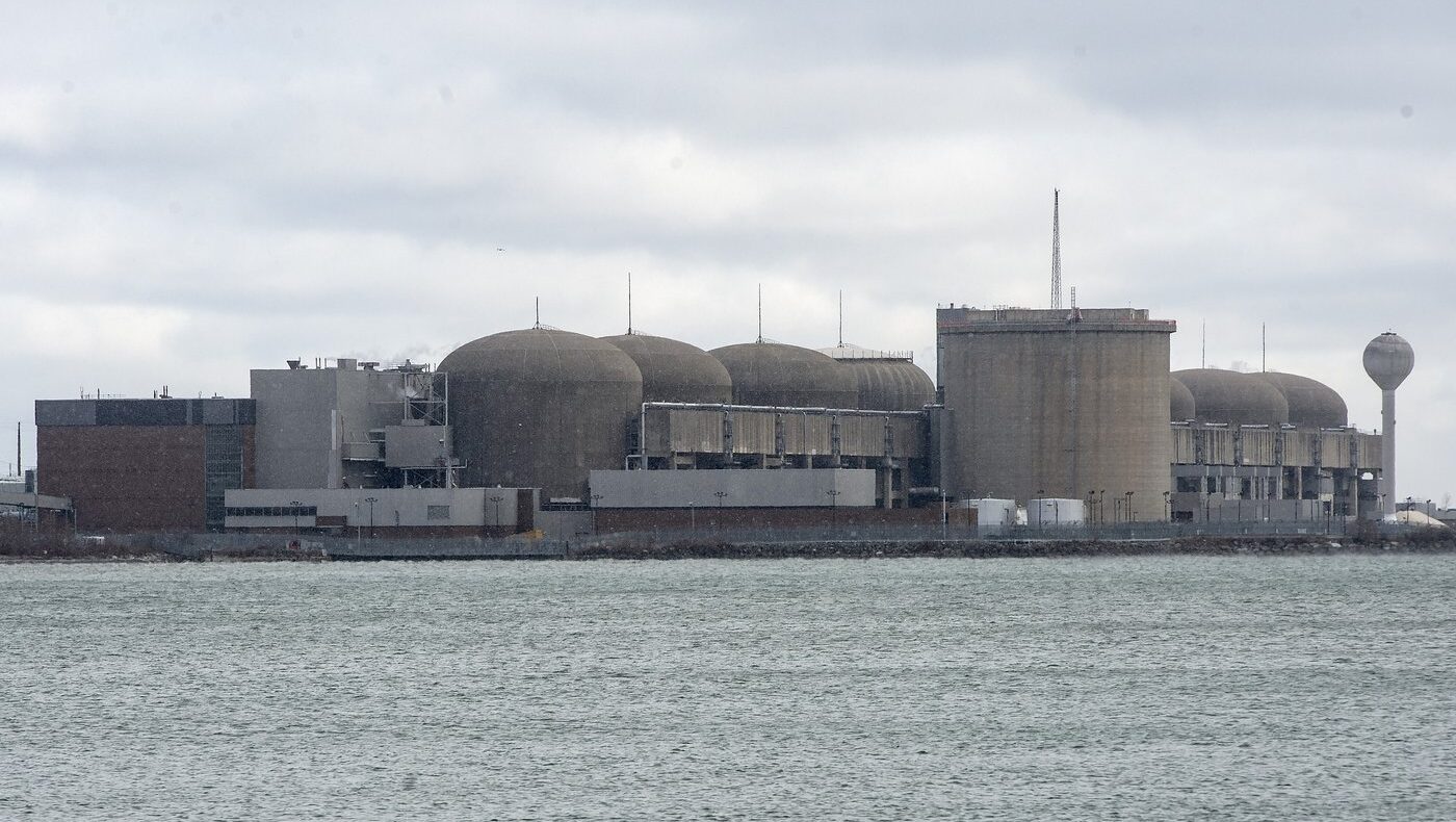 Canada looks to build up to 10 new nuclear reactors by 2040
