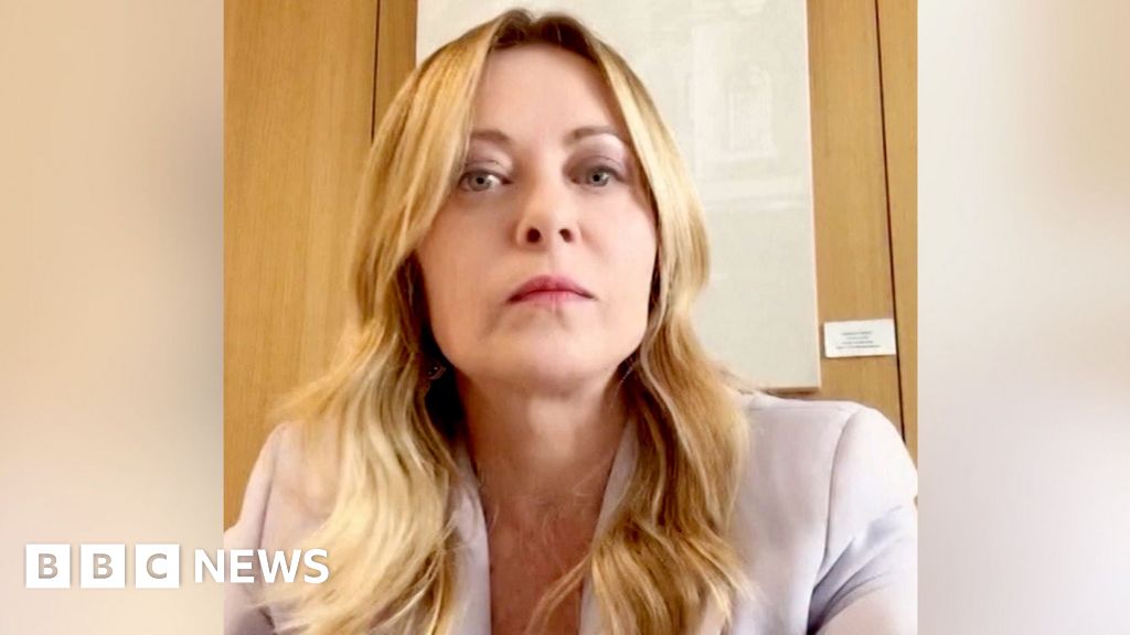 Italy's Meloni says Trump 'made up' story that she 'begged' him for photo at G7 - BBC