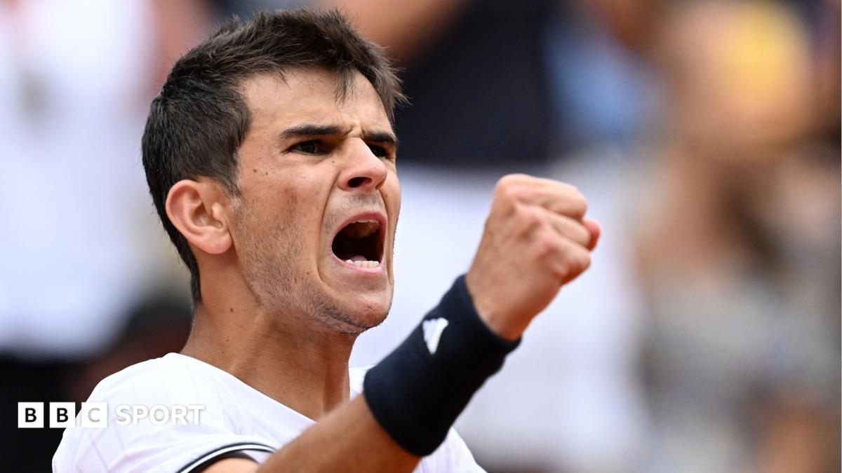 Rafael Jodar celebrates a point with a fist clench and vocal response
