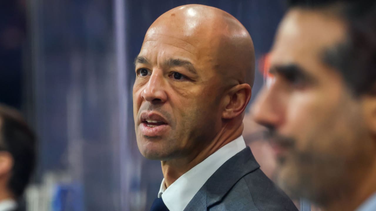 Malhotra hired as Canucks coach, replaces Foote