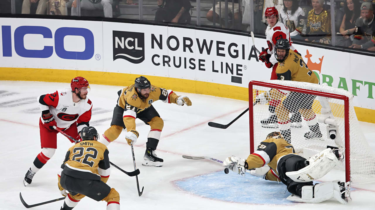Hart robs Svechnikov | NHL.com