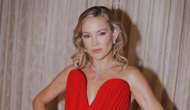 Kate Hudson's 30-minute glute workout: the 3 exercises her PT recommends for strength and shape
