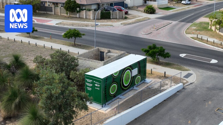 Call for legislated renewable energy target as community batteries announced for Perth, Bunbury