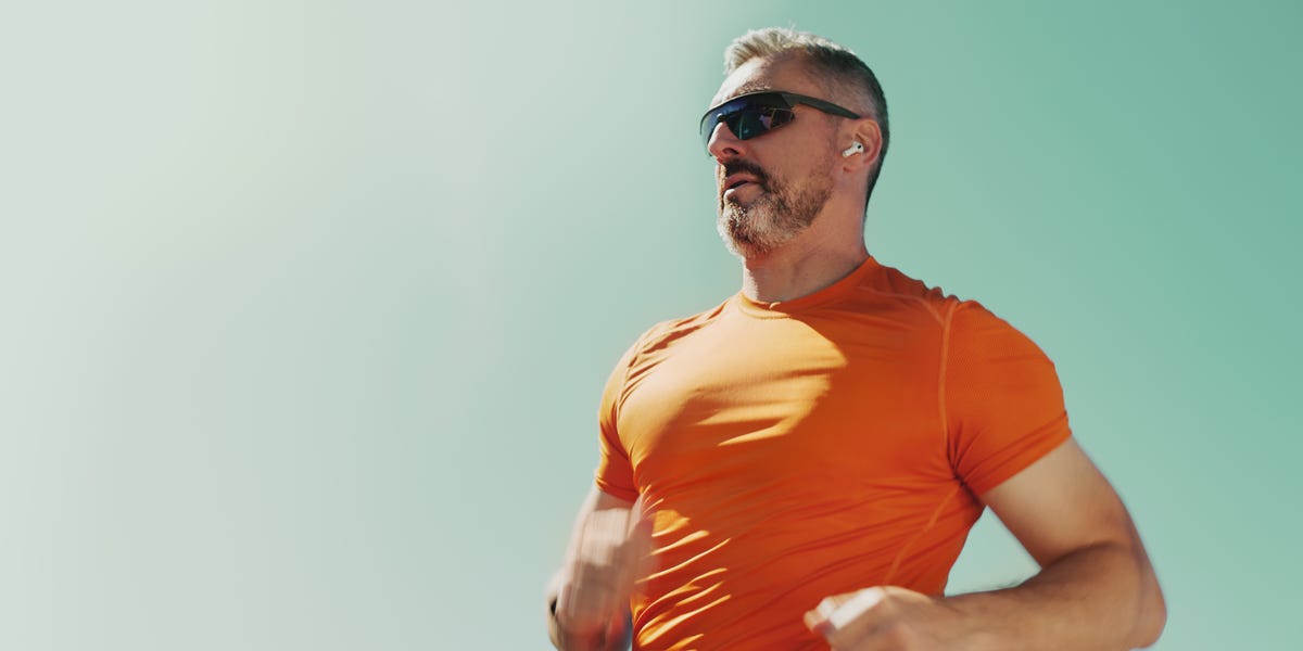 The 1-Mile Times Men in Their 50s Should Aim For – and How to Get Faster
