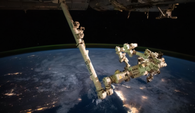 Canadarm2