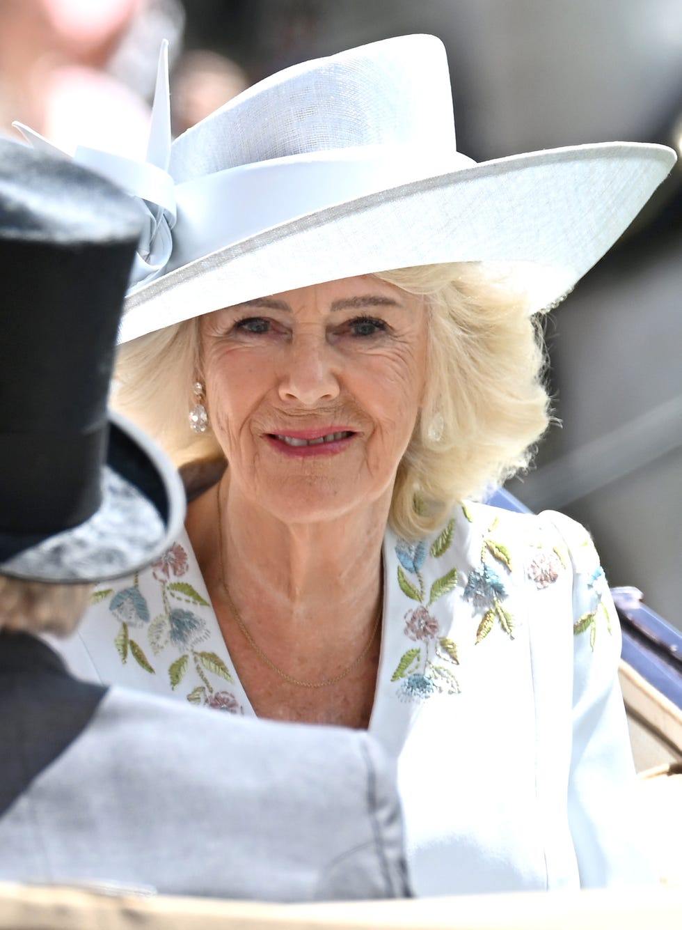 queen camilla royal ascot beauty trick