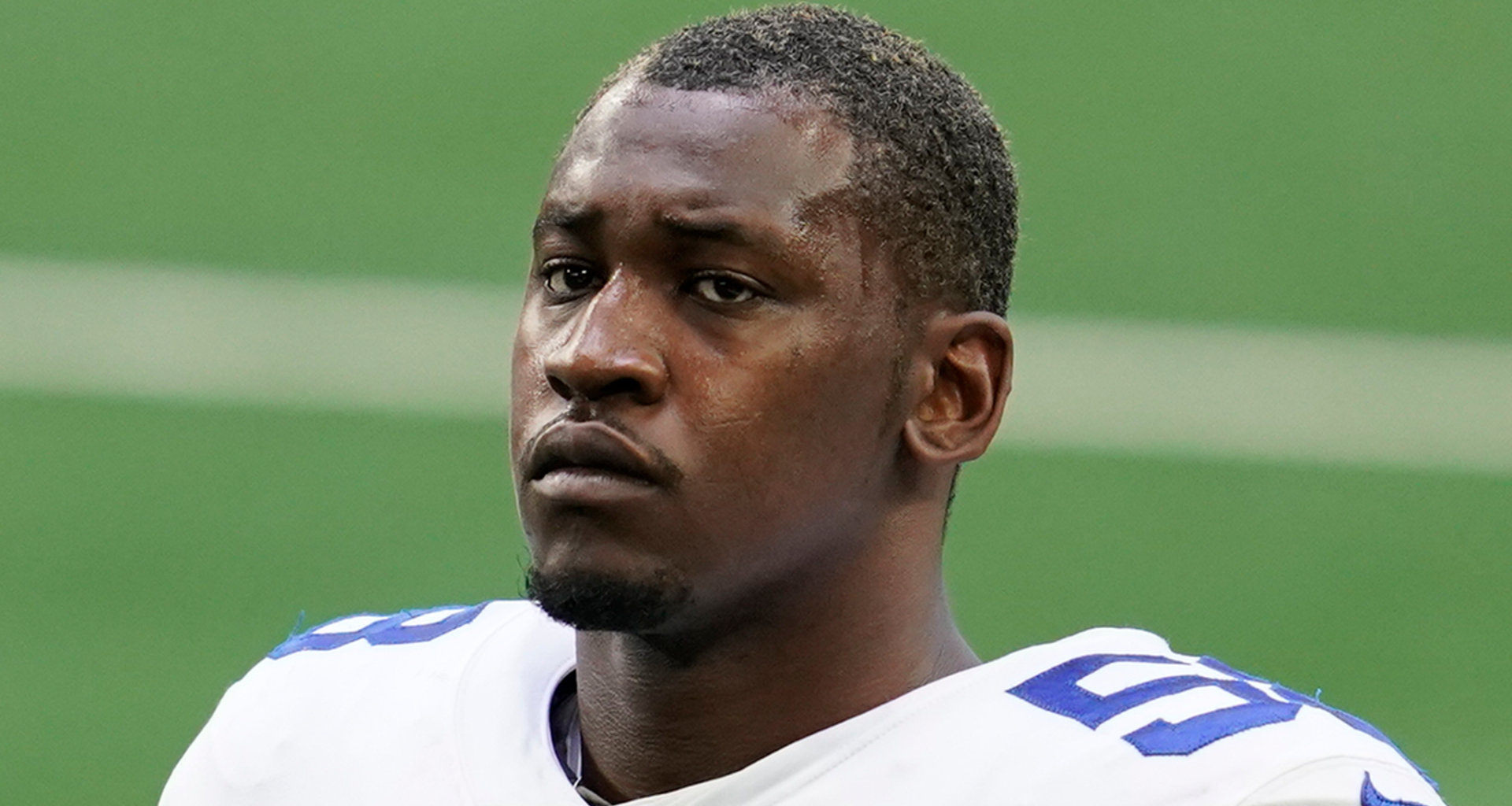 Aldon Smith Reportedly Found Unresponsive in Truck, Died in Hospital