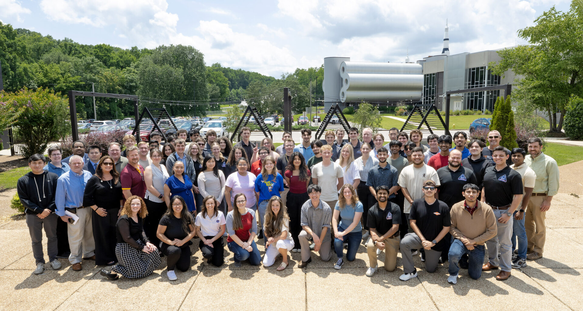 University students and advisors from 11 finalist teams gathered in Huntsville, home to NASA’s Marshall Space Flight Center, June 23-25 for the agency’s third annual Human Lander Challenge. This year’s competition challenged students to consider solutions for environmental control and life support systems for long duration spaceflight. These technologies are essential for maintaining breathable air, potable water, and thermal stability for astronauts during deep space missions.