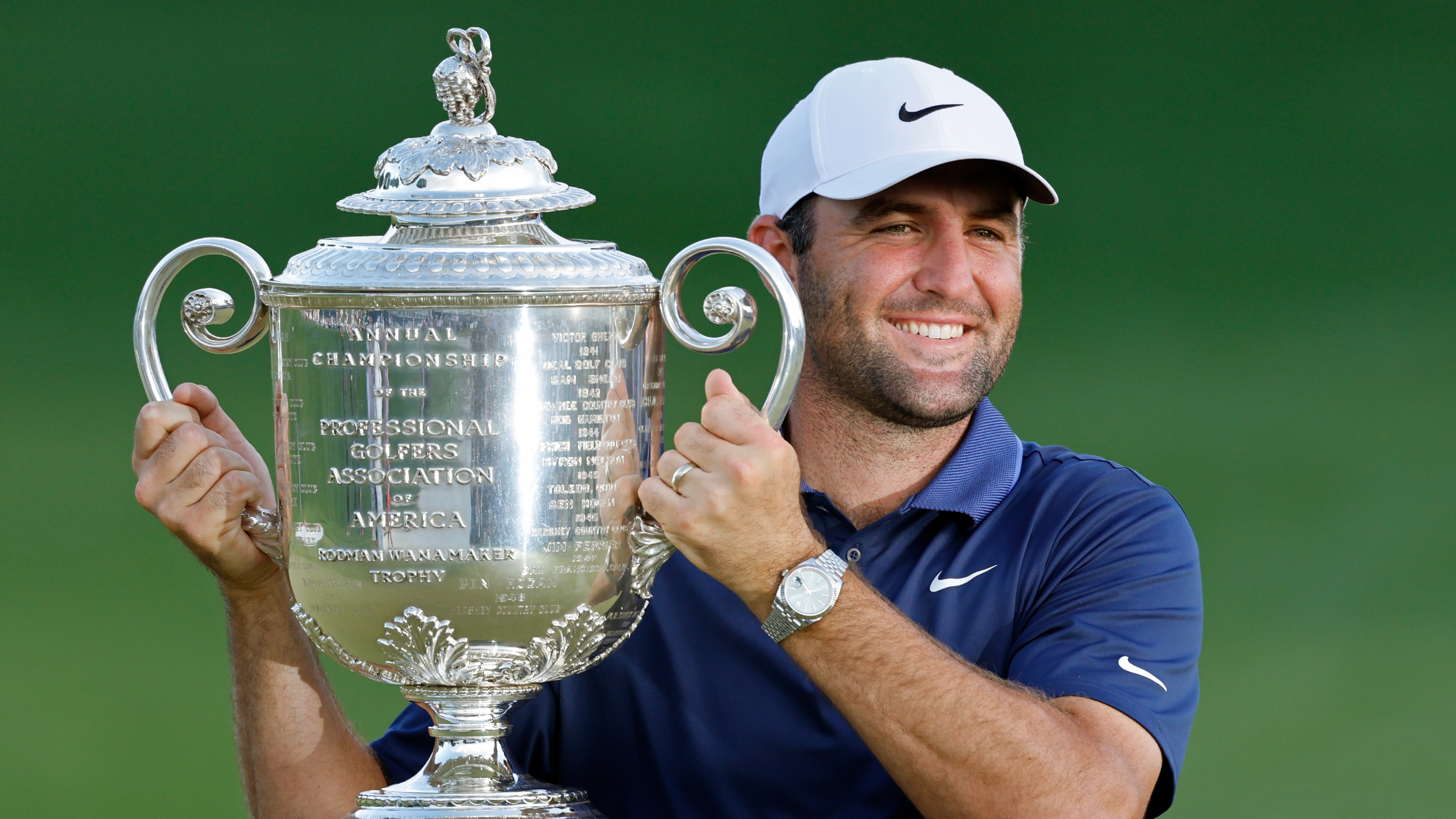 Scottie Scheffler with the PGA Championship trophy