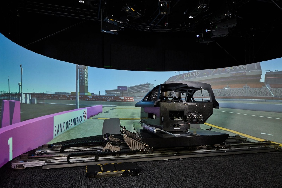 How GM is perfecting their sim tools for the unknowns of San Diego, Chicagoland