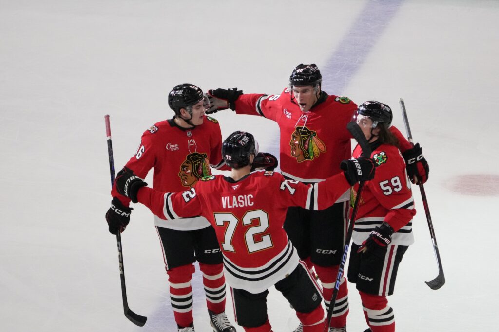 Blackhawks Hoping To Add Veteran Defenseman – Pro Hockey Rumors