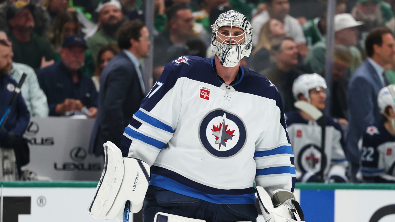 All eyes on Hellebuyck as Jets approach free agency