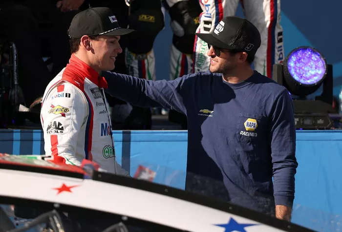 Corey Heim, 23XI Racing, Chase Elliott, Hendrick Motorsports