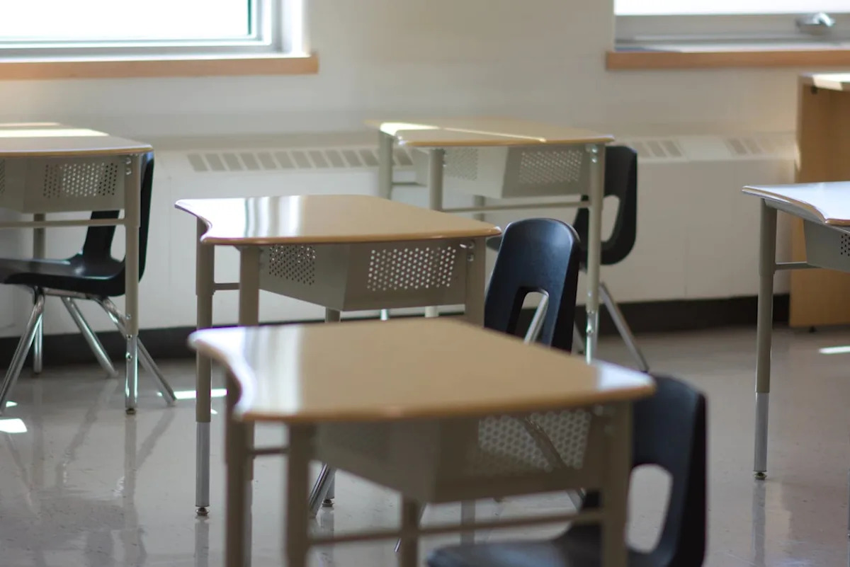 Report on chronic Winnipeg school absenteeism calls for more engagement with high-risk kids
