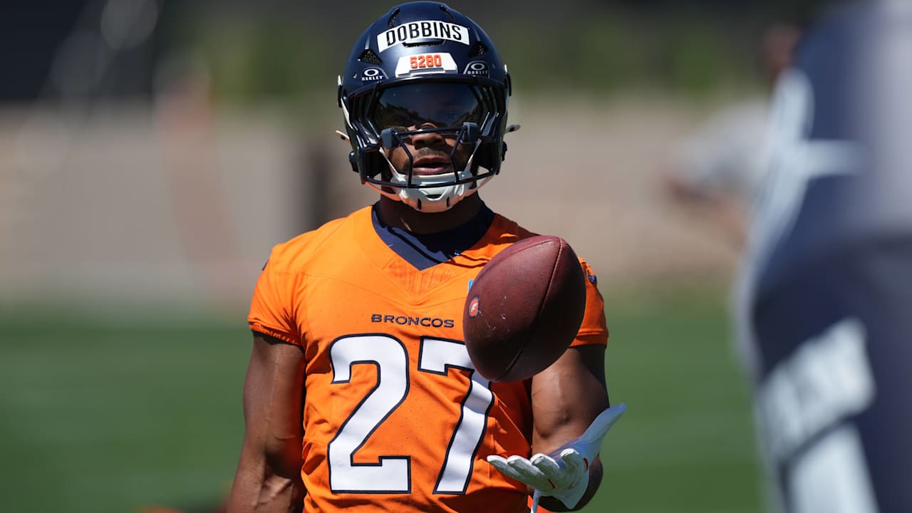 Broncos' J.K. Dobbins out to be NFL's 'No. 1' running back in 2026: 'There won't be any injuries'
