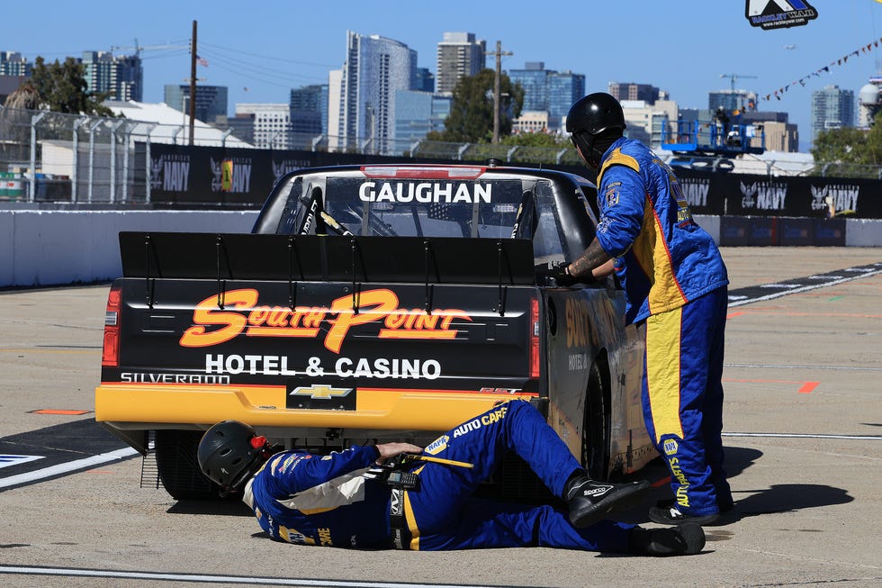 auto: jun 19 nascar craftsman truck series navy 250