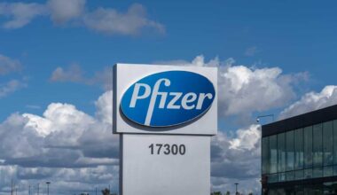 How Is Pfizer's Stock Performance Compared to Other Healthcare Stocks?