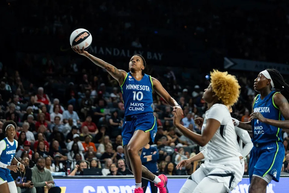 Minnesota Lynx guard Courtney Williams (10) goes for a lay-up during a WNBA game between the Las Vegas Aces and the Minnesota Lynx, Saturday June 13, 2026 in Las Vegas, Nev.