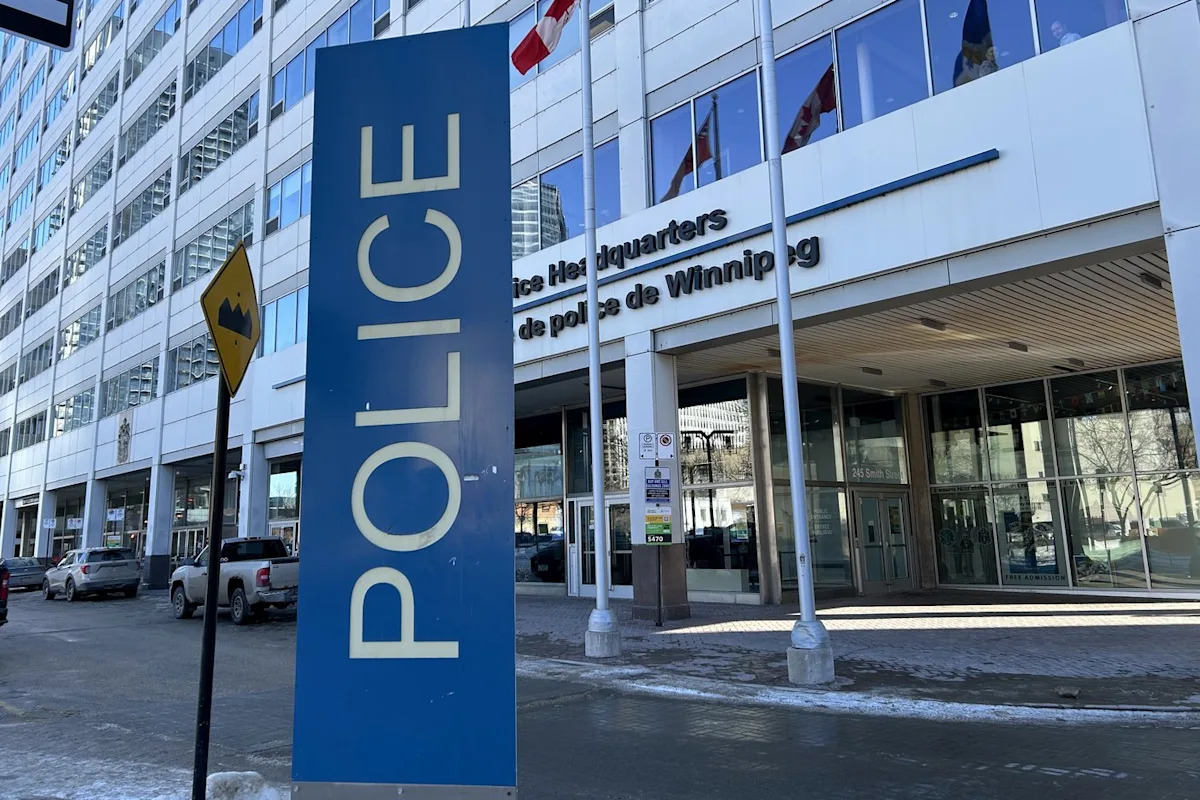 Four people charged after car smashed with rocks, Winnipeg store damaged and robbed