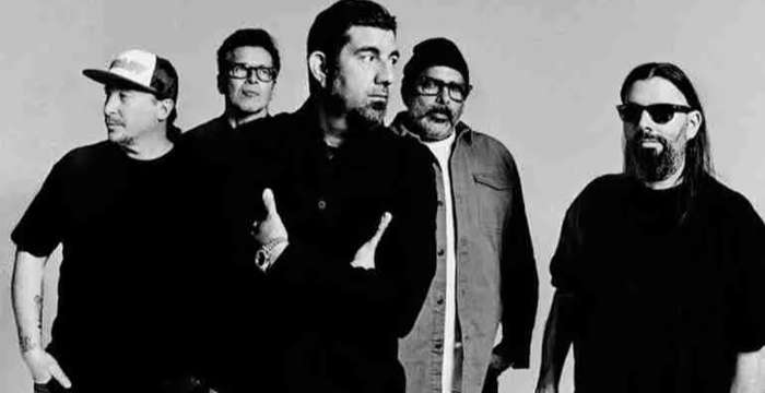 Deftones 25