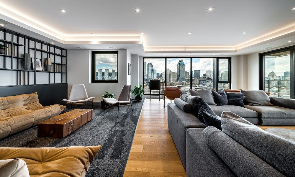 Canada's luxury housing demand spreads beyond Toronto and Vancouver