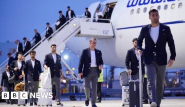 Fifa World Cup 2026: Iran's team lands in Mexico amid US visa row - BBC