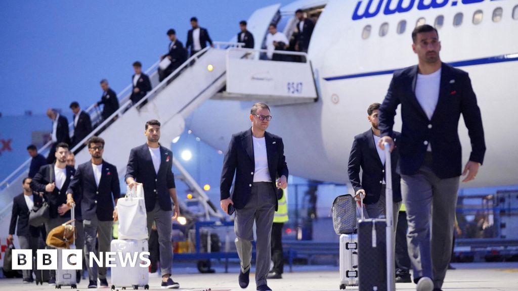 Fifa World Cup 2026: Iran's team lands in Mexico amid US visa row - BBC