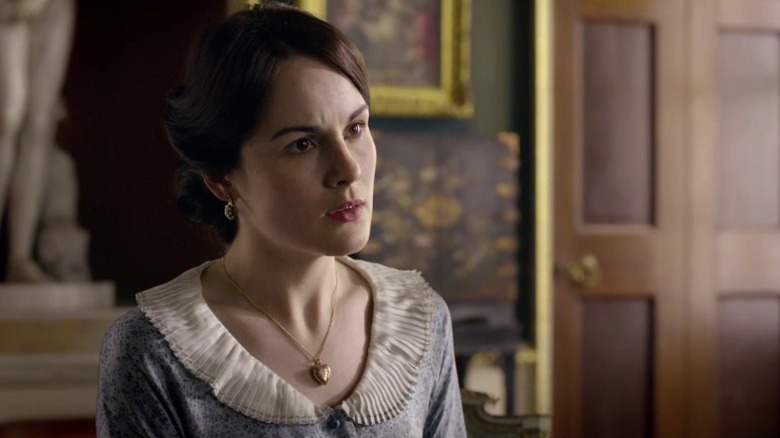 Mary with a worried expression on Downton Abbey S1E7