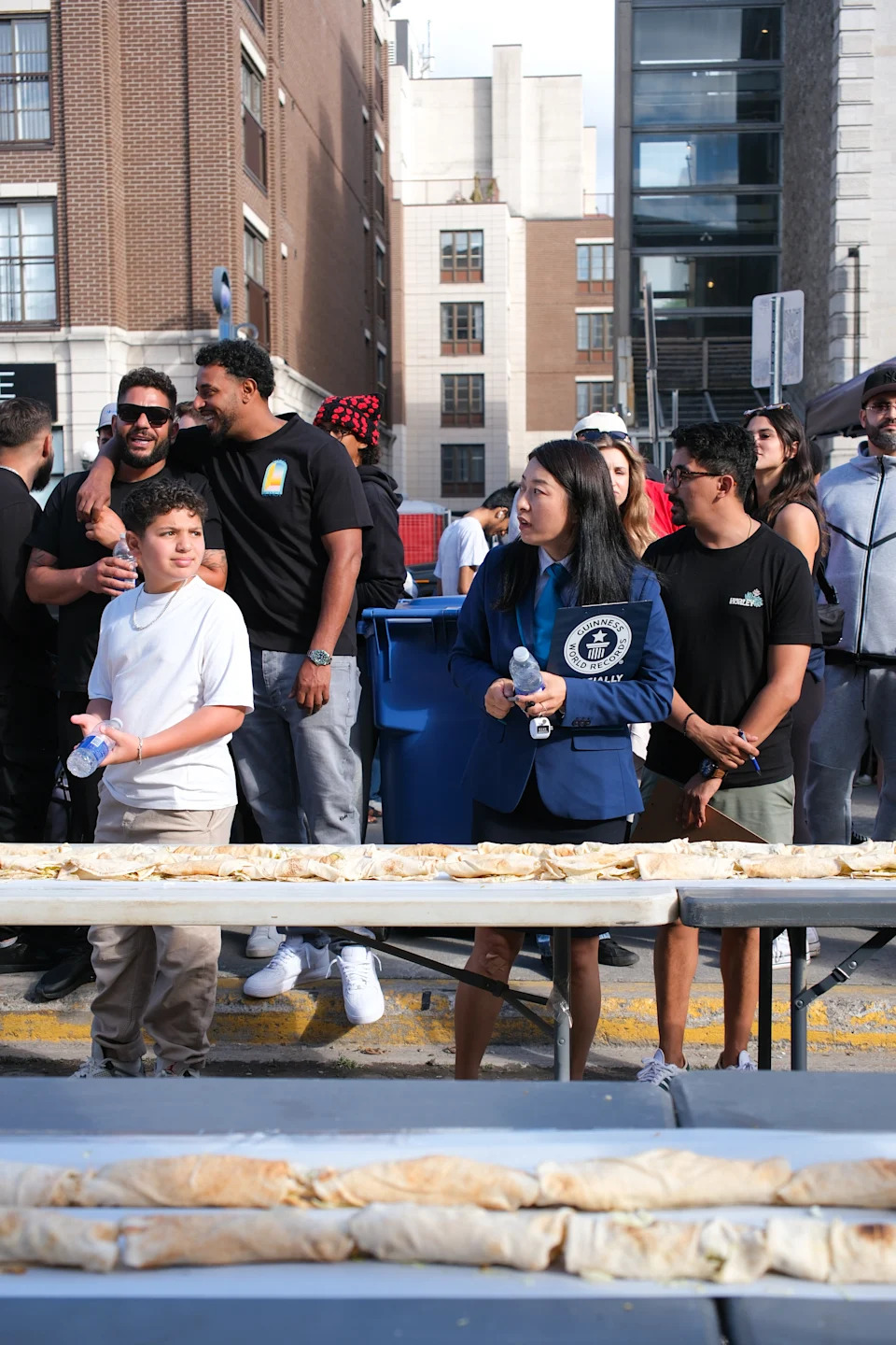 An official Guinness World Records adjudicator watched over the event to confirm the record had been broken. (Chris Stoodley/Yahoo Canada)