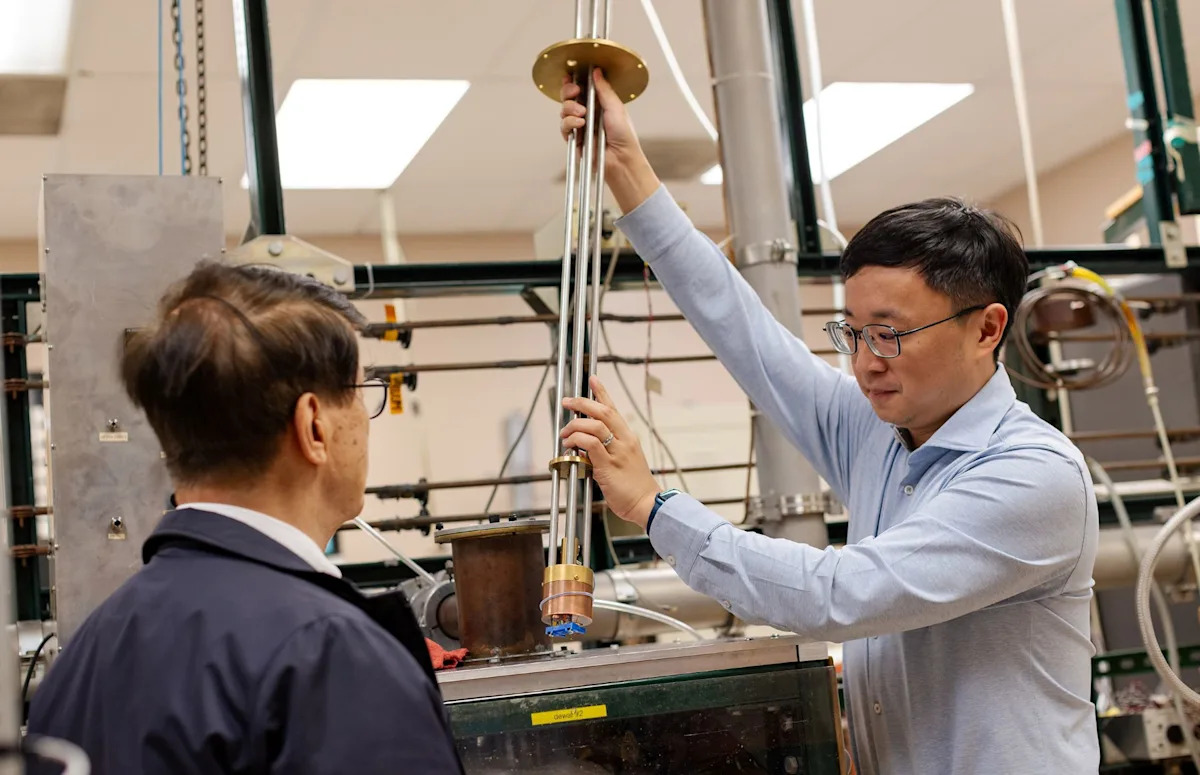 Scientists shatter 30-year superconductivity record with zero-resistance material that works at normal pressure