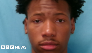 Texas teen sentenced to 35 years for killing fellow student at athletics event - BBC