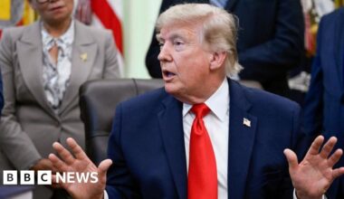 US-Iran deal scheduled to be signed on Sunday, says Trump - BBC