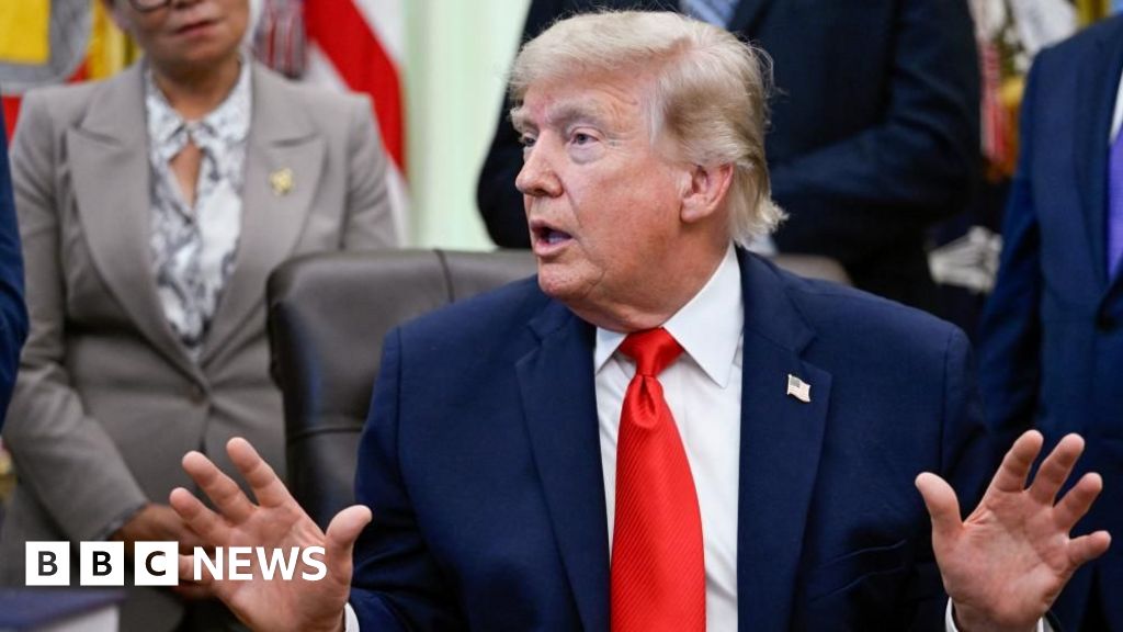 US-Iran deal scheduled to be signed on Sunday, says Trump - BBC
