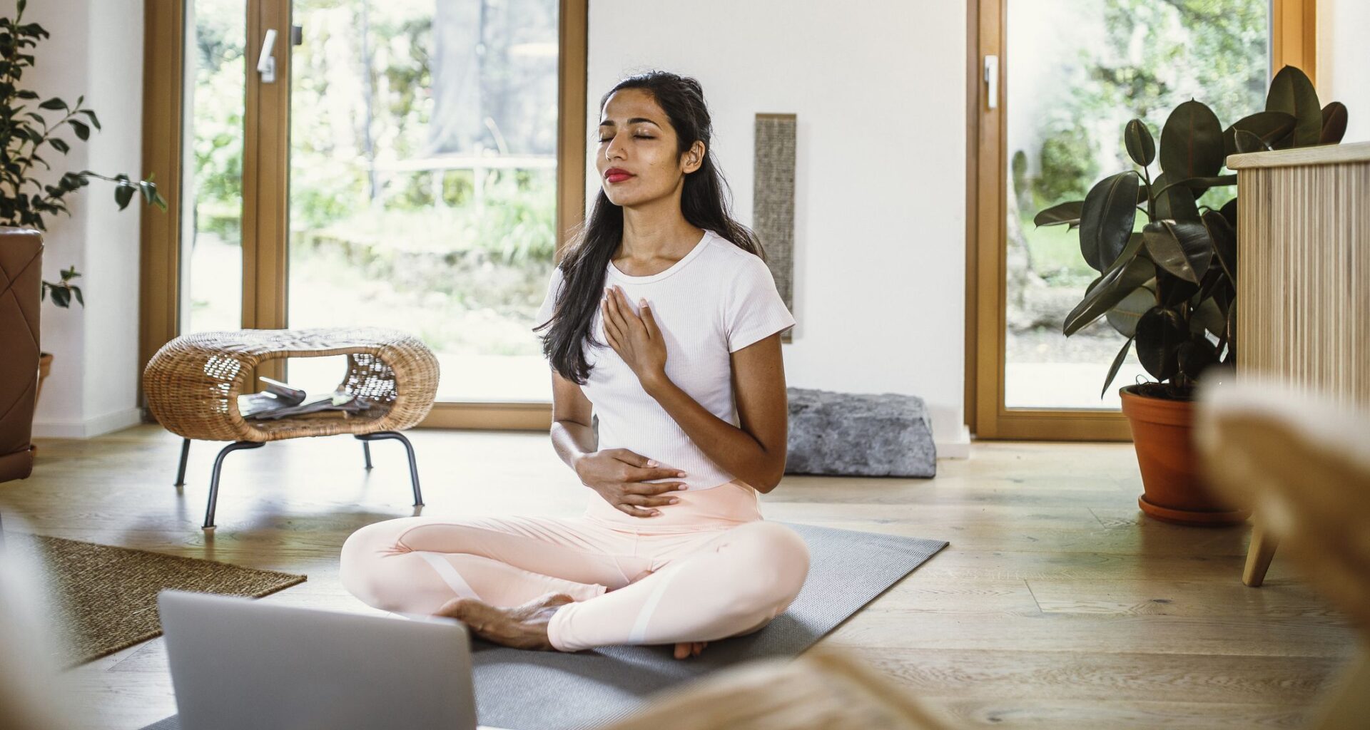 The internet’s favourite yoga instructor just shared a 10-minute routine to reset the nervous system, but what does that really mean and how can you benefit?