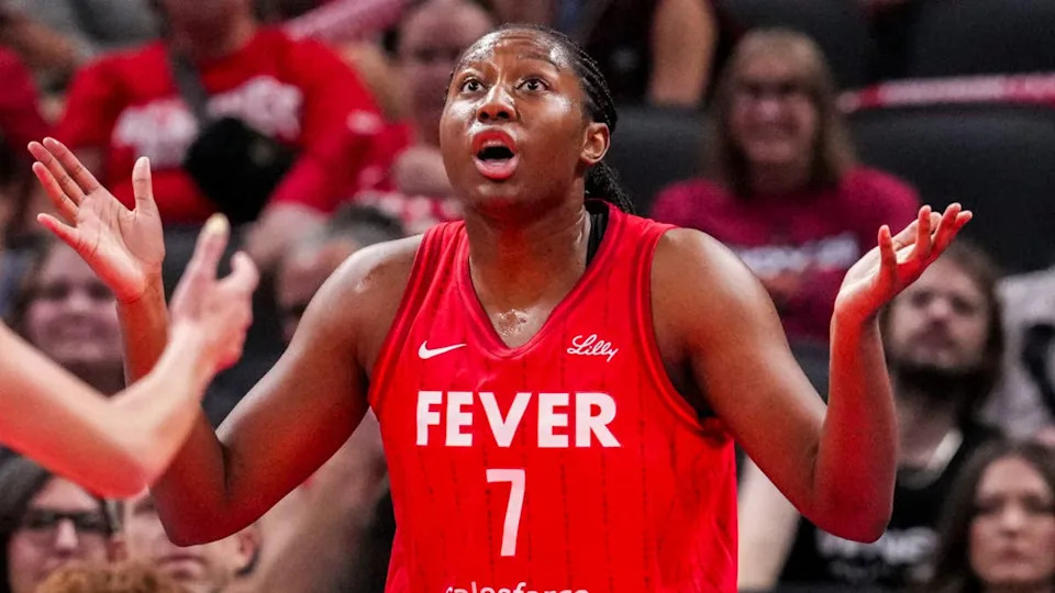 Indiana Fever forward Aliyah Boston (7) reacts to a call during a WNBA game.Grace Smith/IndyStar / USA TODAY NETWORK via Imagn Images