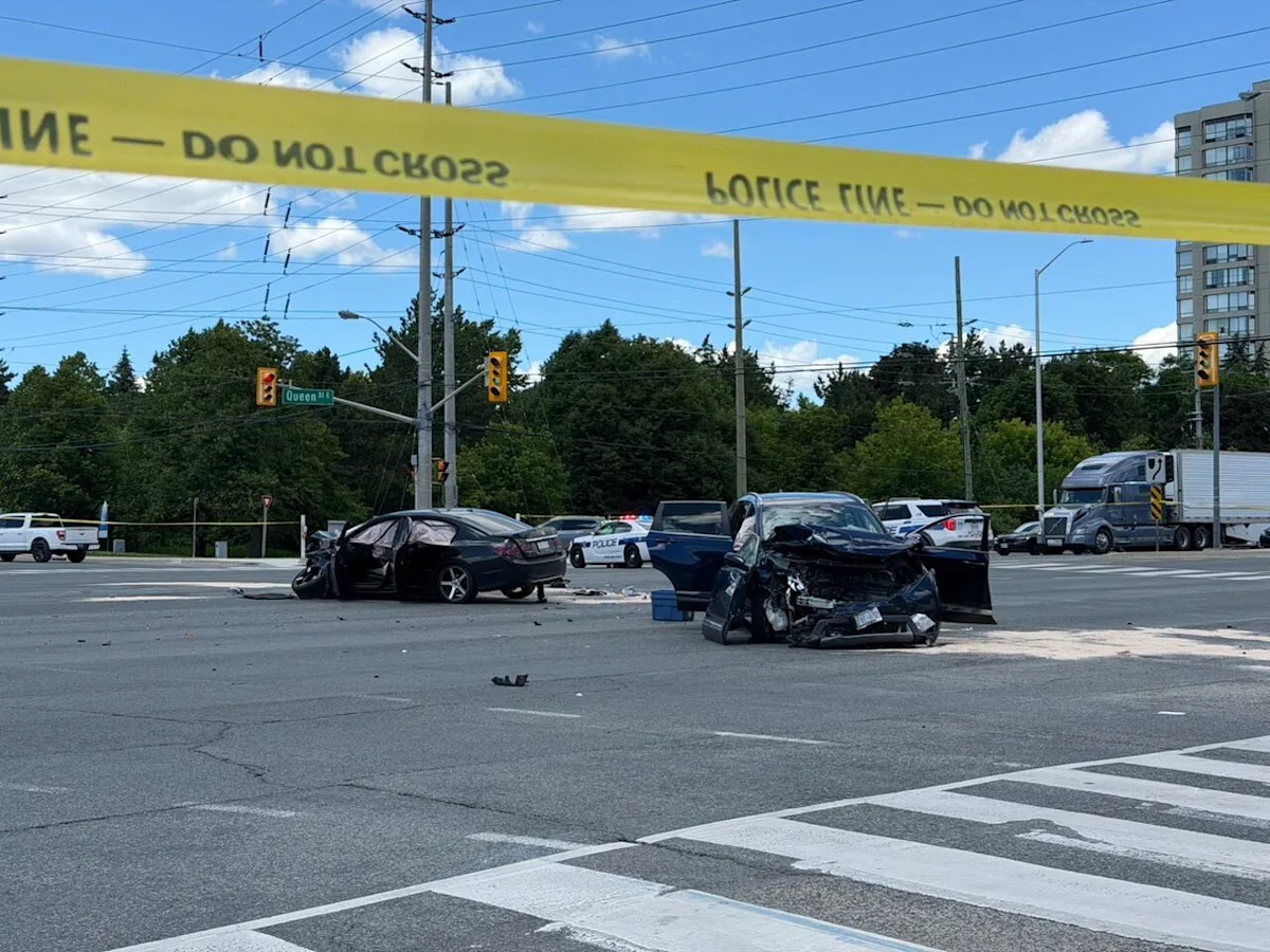 2 dead following 2-vehicle crash in Brampton: Peel police