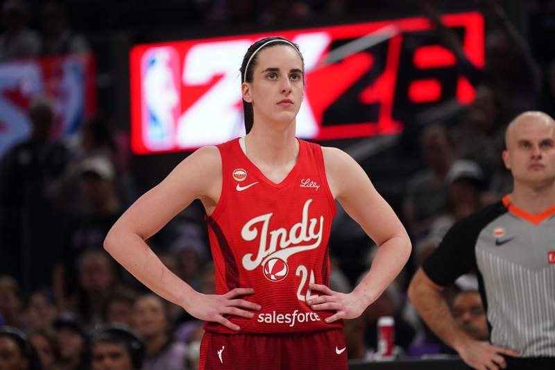‘The Edge Is What Makes Her Special’ – WNBA Analyst Breaks Down Caitlin Clark’s Behavior After Stephanie White Drama