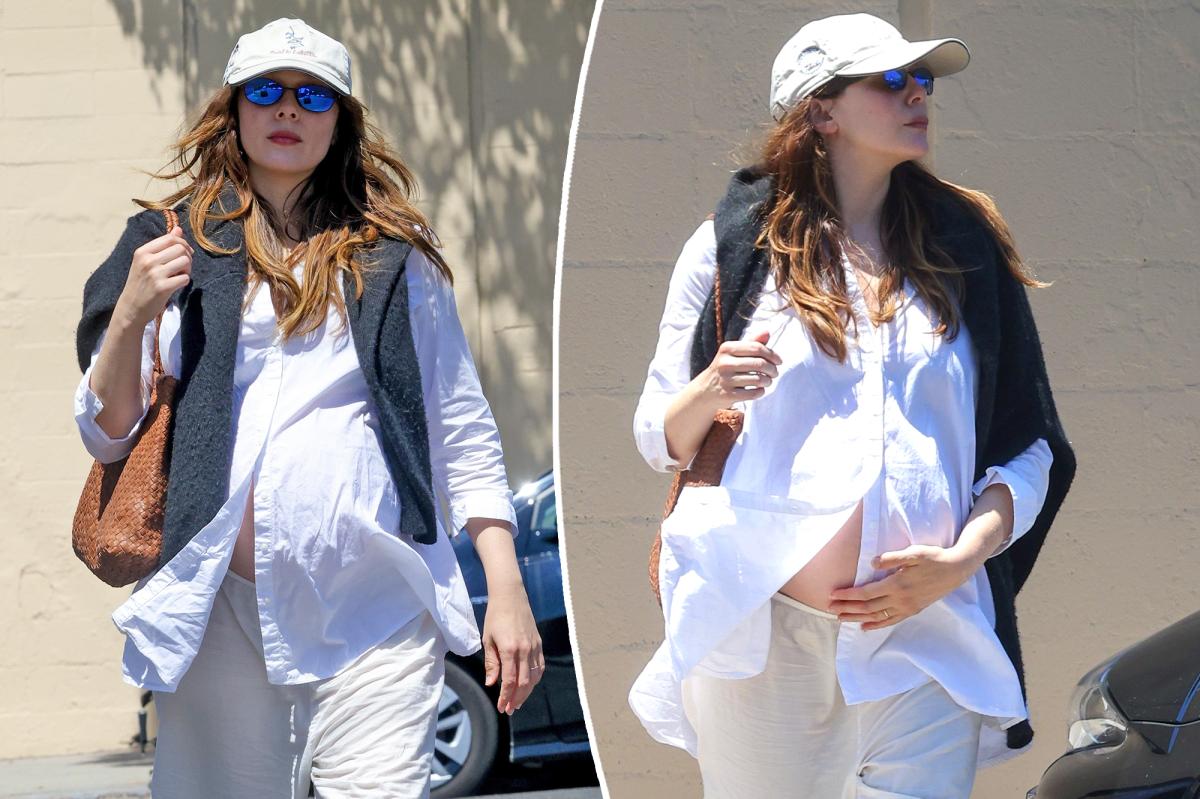 Elizabeth Olsen pregnant, expecting first child with husband Robbie Arnett