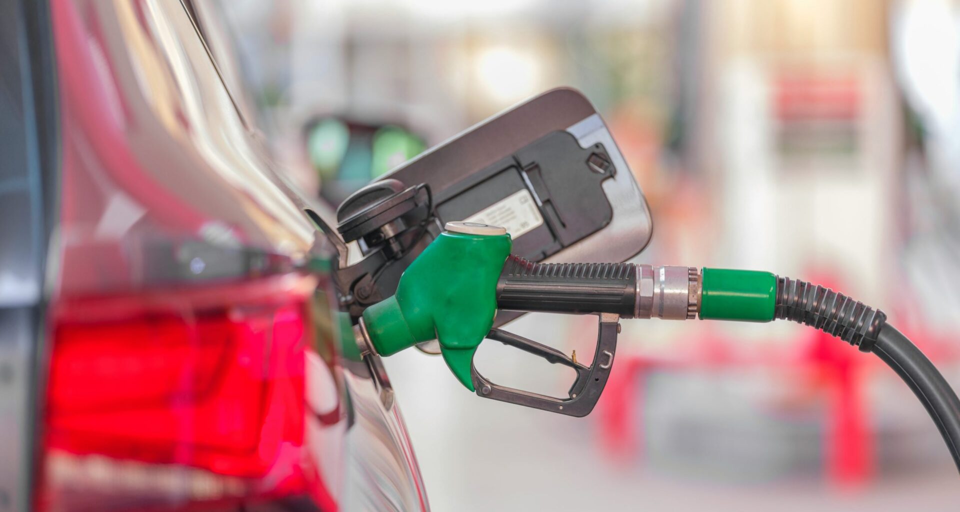 Ottawa gas prices set for sharp 8‑cent jump Wednesday