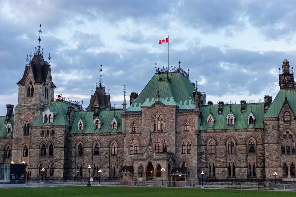 BREAKING: Canada moves to enshrine early access to work permits for asylum seekers