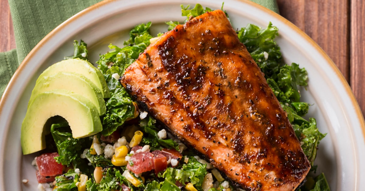Dietitians on Healthy Food Pairings To Absorb More Vitamins and Nutrients