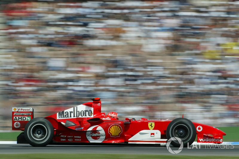 V10s are widely lauded as the aural panacea – and seemingly the cure for all F1’s ills