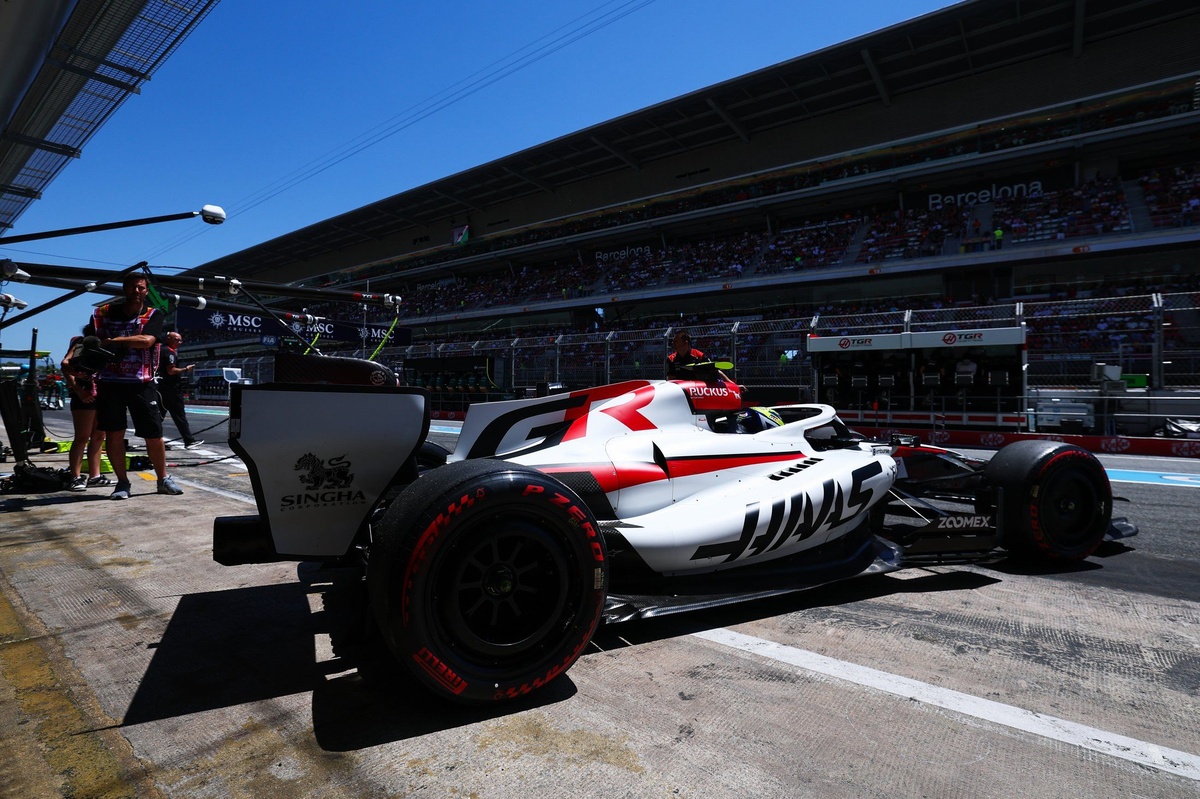 Oliver Bearman surprised by Q2 Barcelona result after "worst" F1 car in FP3